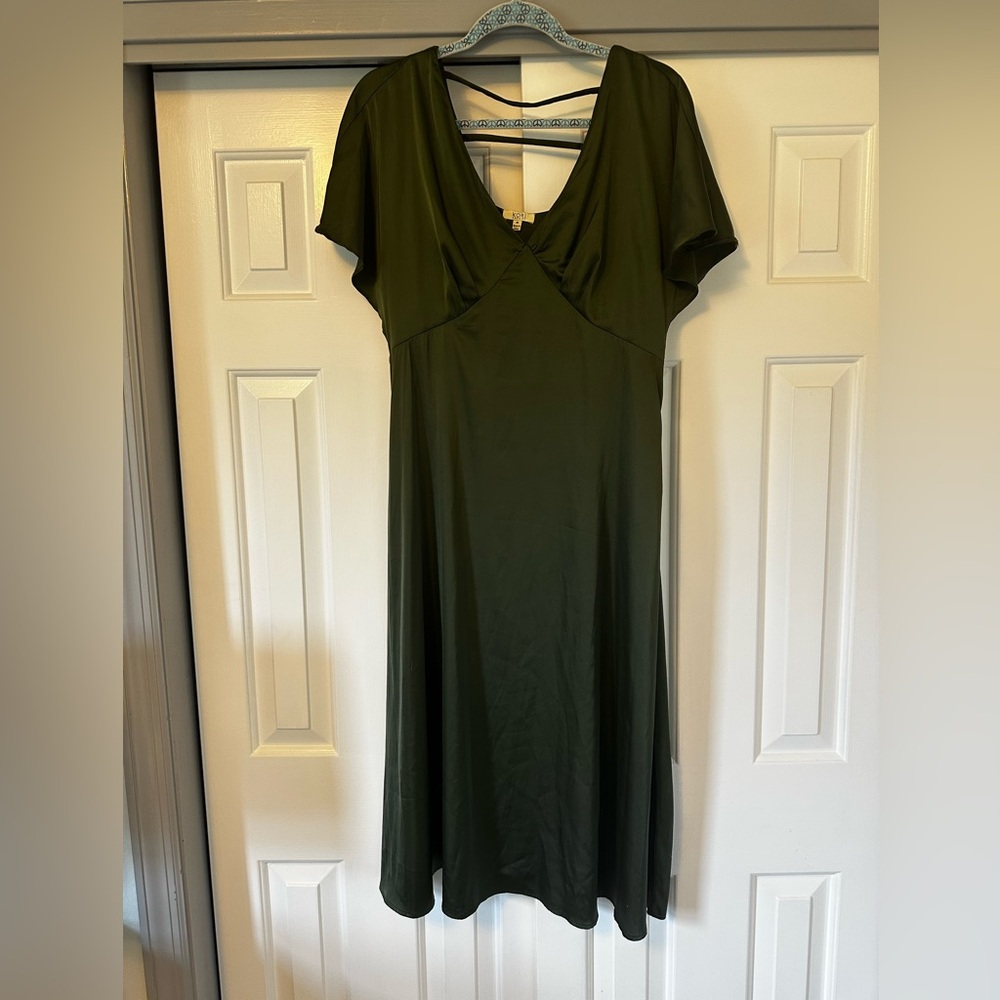 Kori Deep Green Midi Dress
